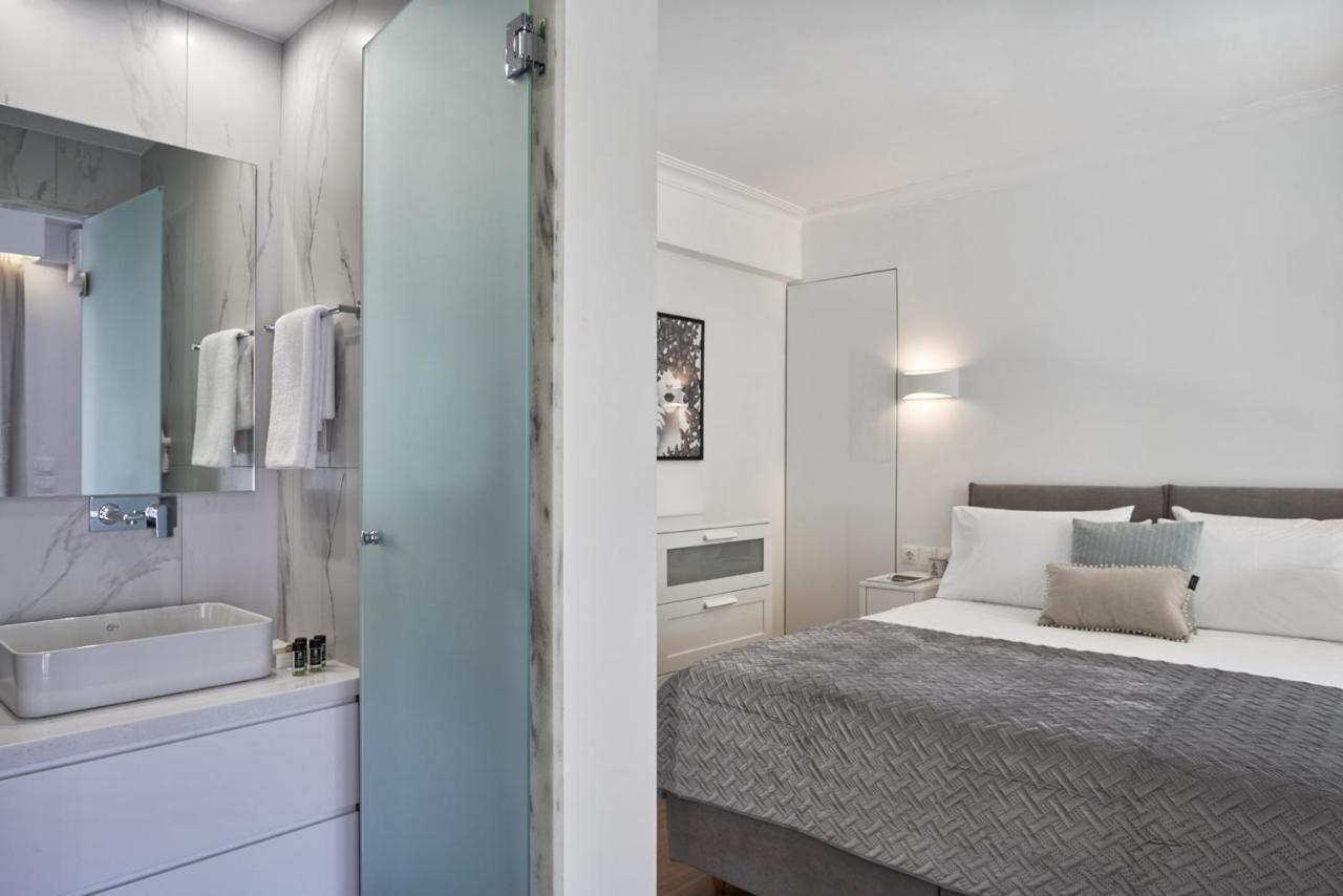 Marvelous N Bright Apt Next To Megaro Mousikis Athen Exterior foto