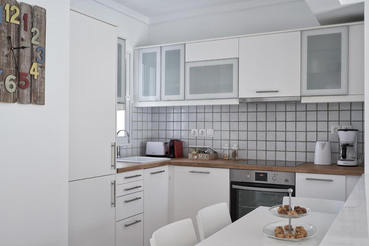 Marvelous N Bright Apt Next To Megaro Mousikis Athen Exterior foto
