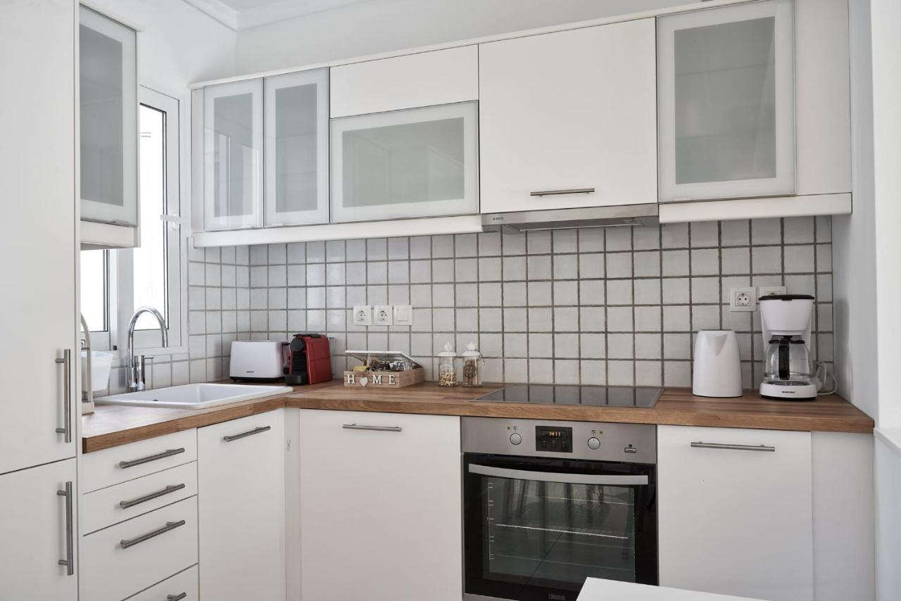 Marvelous N Bright Apt Next To Megaro Mousikis Athen Exterior foto